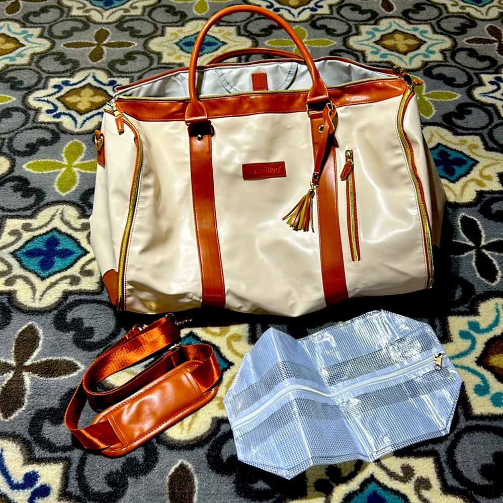 NEW! Original JenniBag Garment->Duffle bag